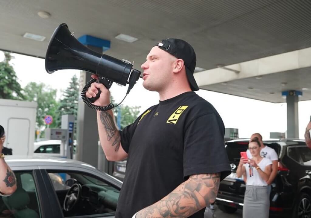 Budda zbuduje kolejny samochód który trafi na loterię i rozda 2 miliony złotych dla widzów!